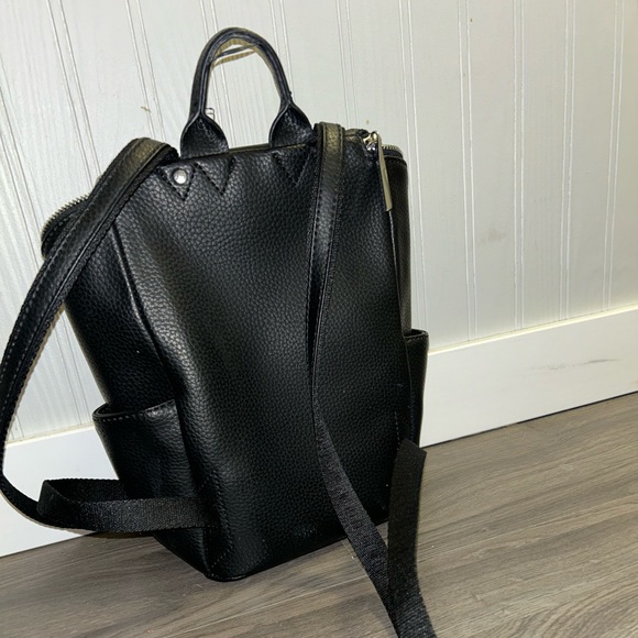 Matt & Nat BRAVESM SMALL VEGAN BACKPACK - PURITY - Picture 5 of 7